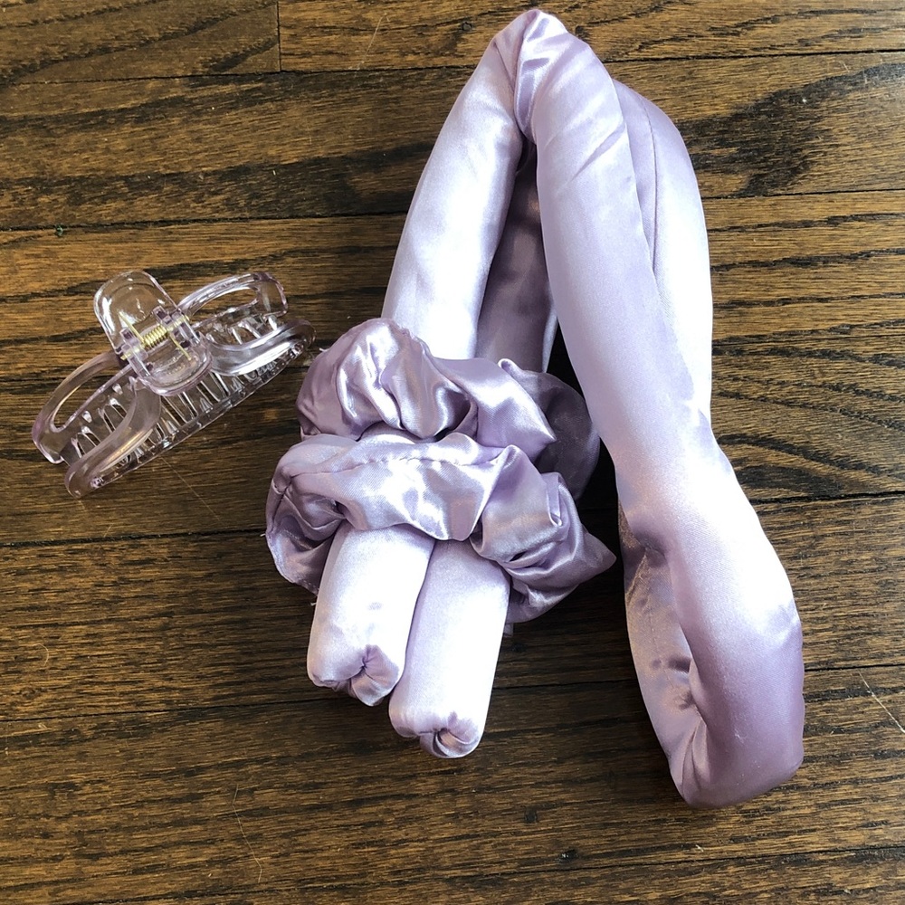 Lilac Heatless Curls Clip Satin Satiny Scrunchie Unicorn Horn Hair Set
